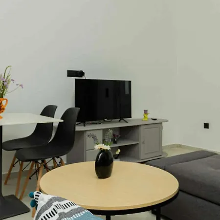 Donikas House Holiday home